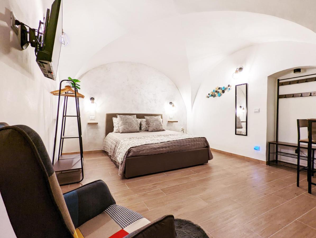 Dama Suite Love & Private Jacuzzi Μπάρι Εξωτερικό φωτογραφία